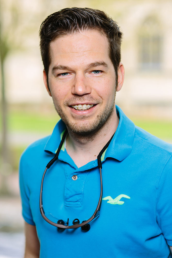 Kiefernorthopädische Praxis Dr.Tobias Hellak Spezialist und Fachzahnarzt